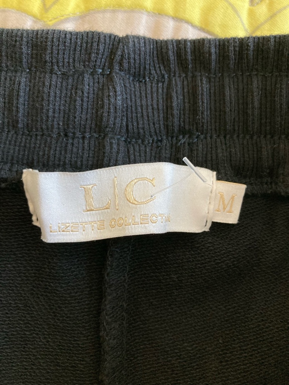 Lizette Collections Black Heart-Accent Wide Leg Sweatpants | New without Tags - Picture 10 of 10